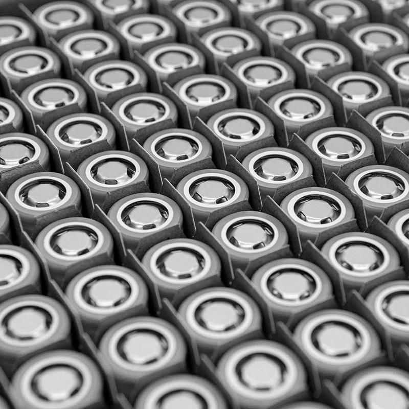 Cella 18650 2.55A/h 3C [EVE] - 100 unità