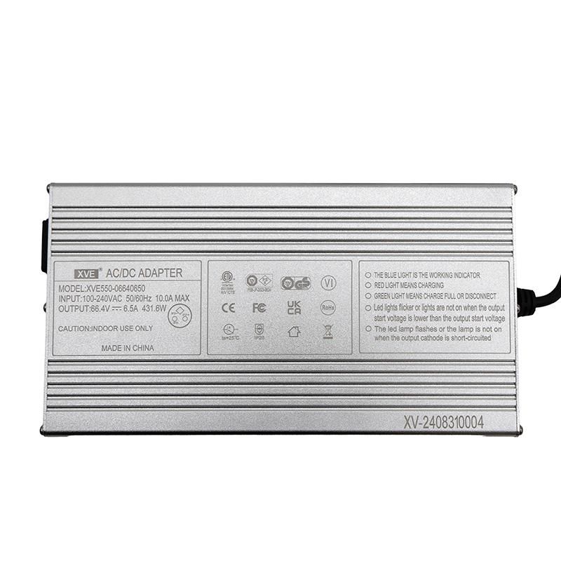 Caricabatterie 60V (uscita 66,4V) 6,5A con connettore LP16 [Ewheel]