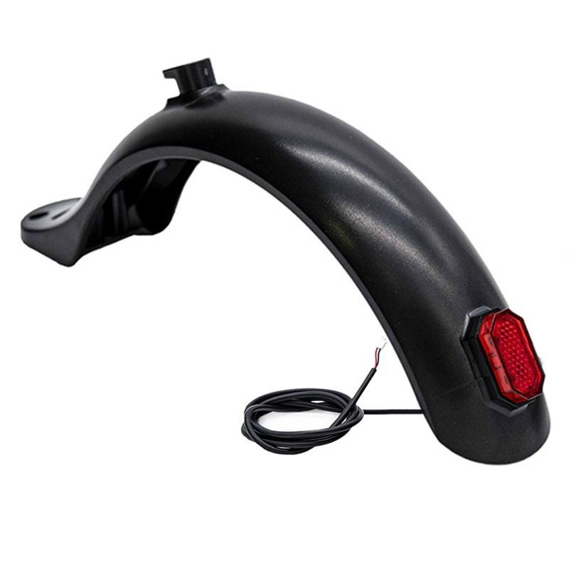 Parafango posteriore nero GB5 con luce - 4 viti - Nero