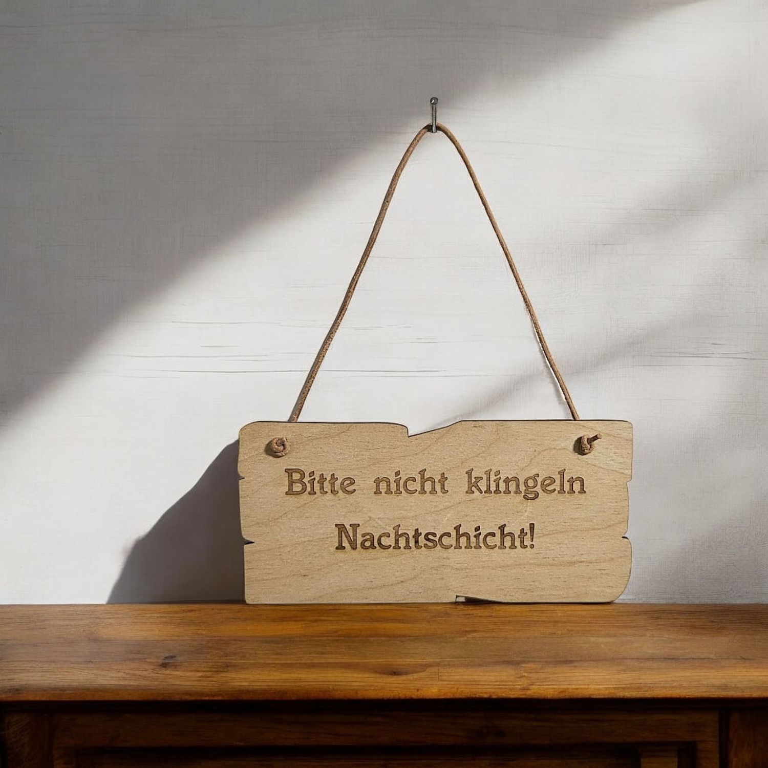 Holzschild BITTE NICHT KLINGELN NACHTSCHICHT
