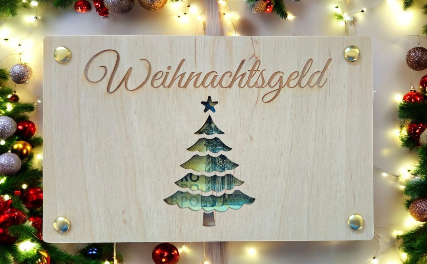 Geschenkkarte aus Holz Weihnachtsmann Baum