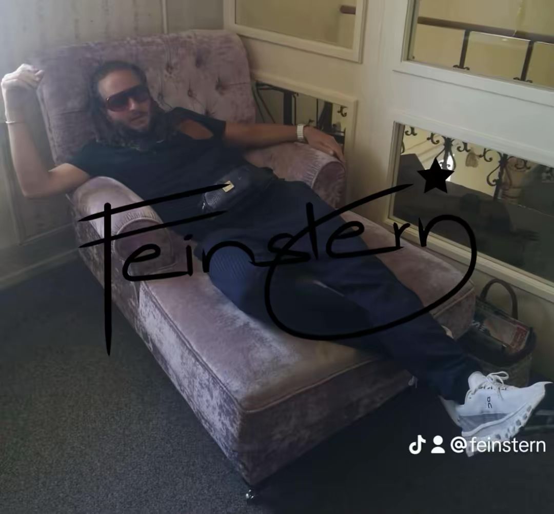 F⭐️IN💲T⭐️RN. DOUCHE