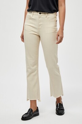 PEPPERCORN Fione cropped jeans seedpearl creme