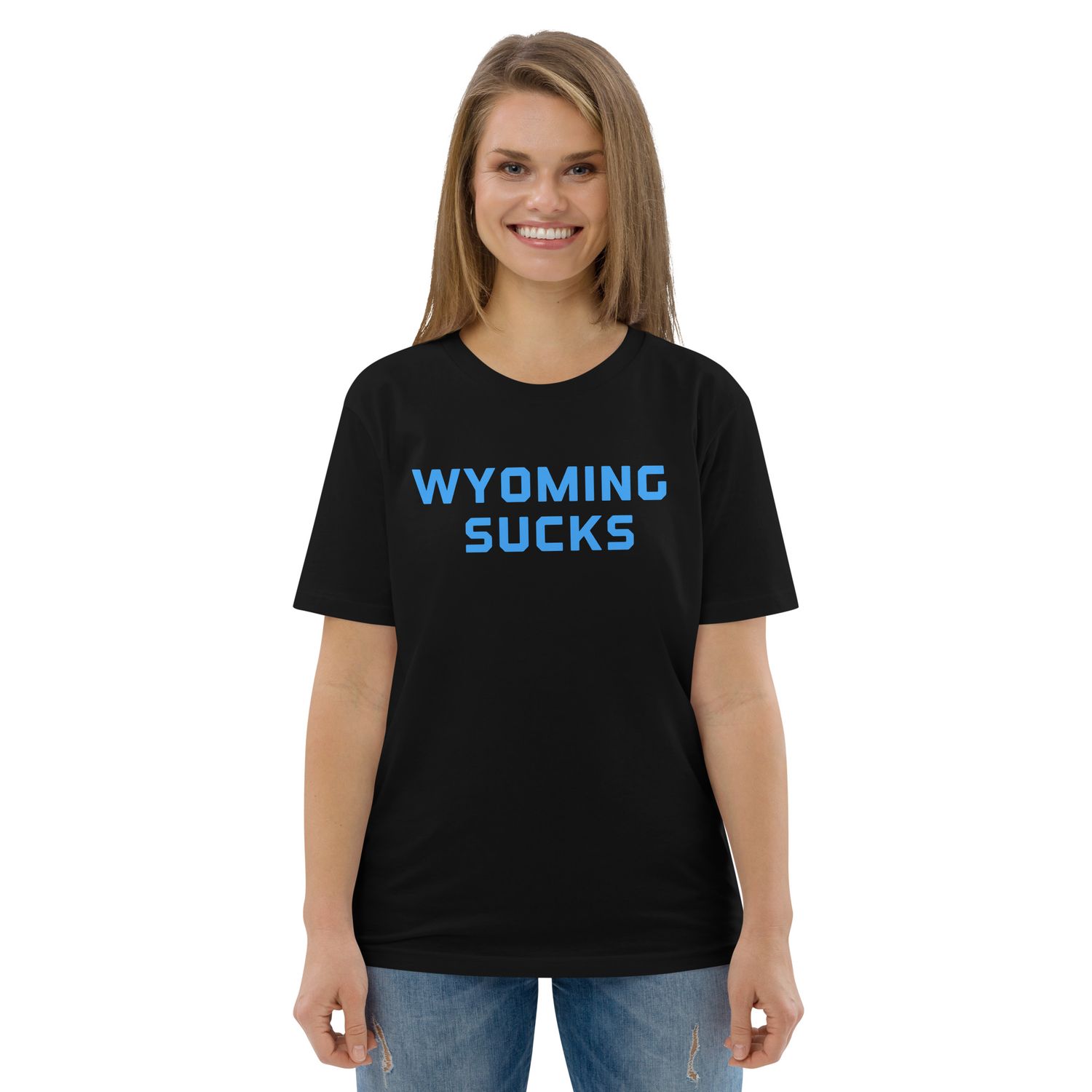 Wyoming Sucks: T-Shirt