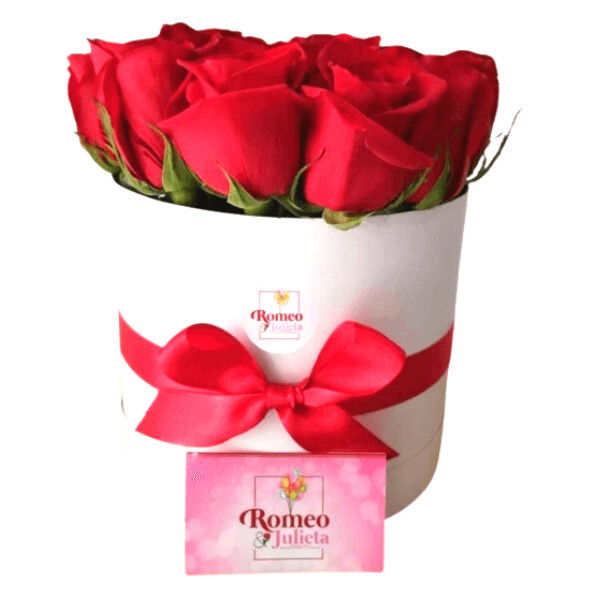 Diseño floral en cilindro