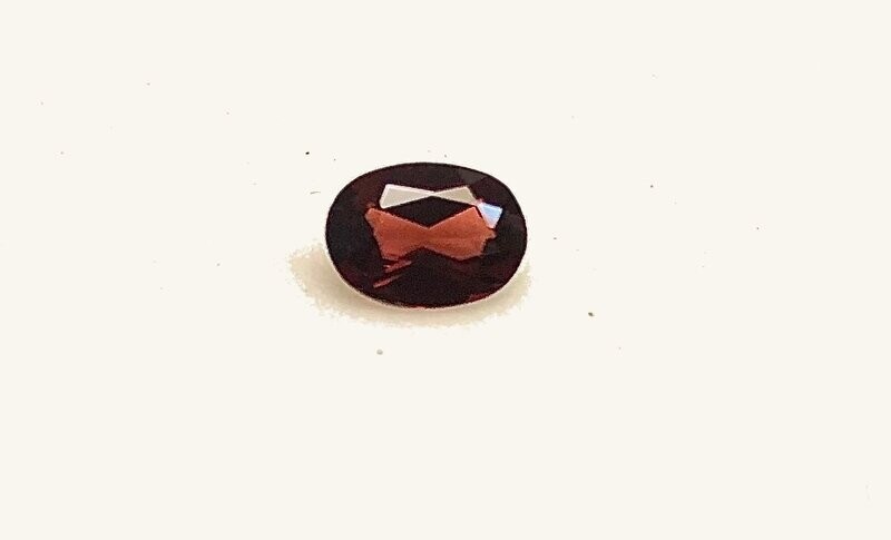 AAA Rhodolite Garnet Oval 1.00 carat 7x5