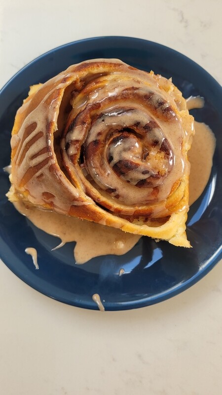 Apple &amp; Cinnamon Bun