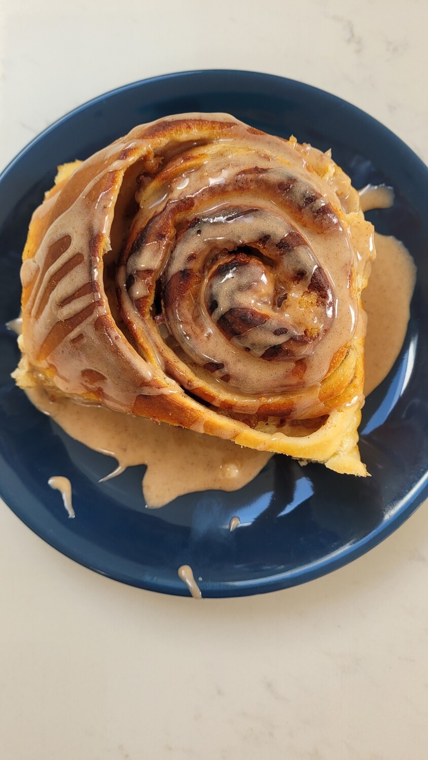Apple & Cinnamon Bun Apple & Cinnamon Bun