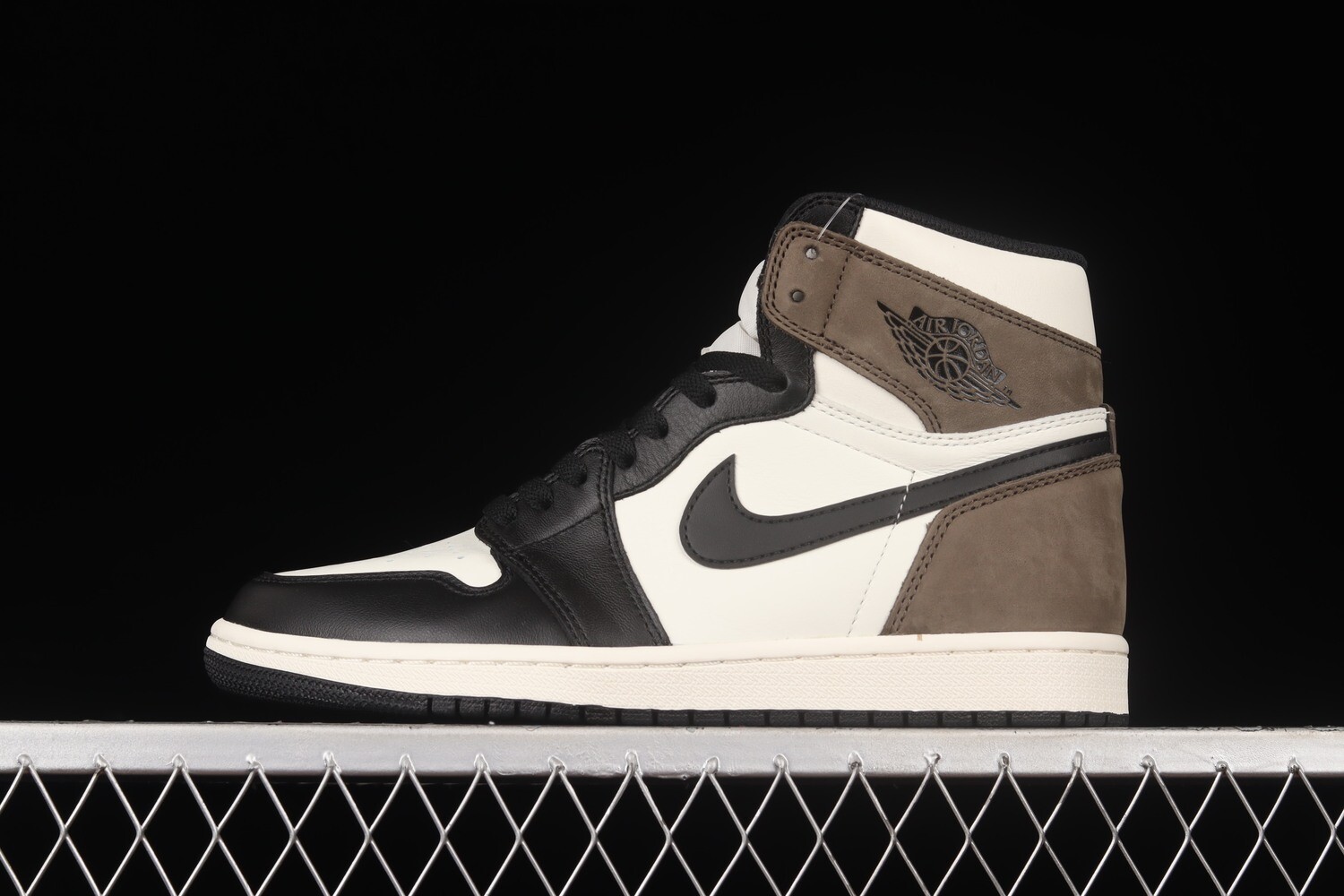 Jordan 1 Mocha