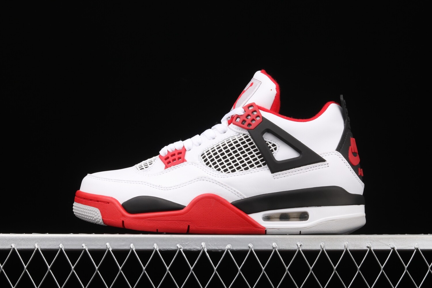 Jordan 4 Fire Red