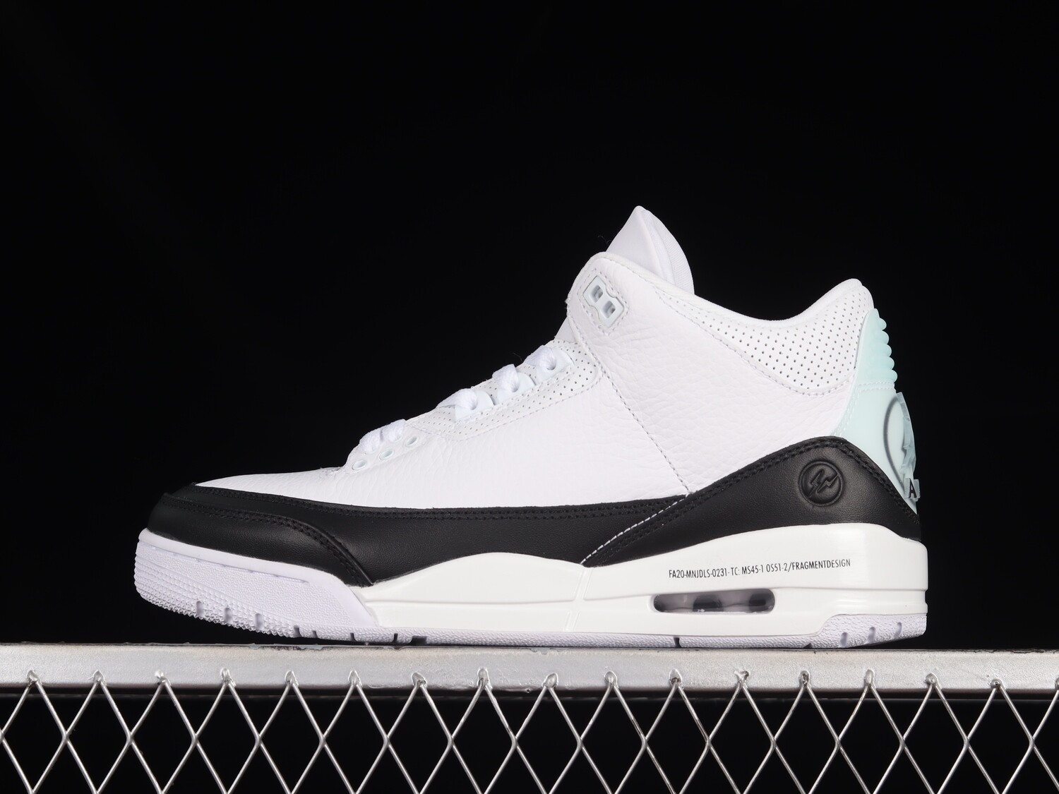 Jordan 3 Fragment