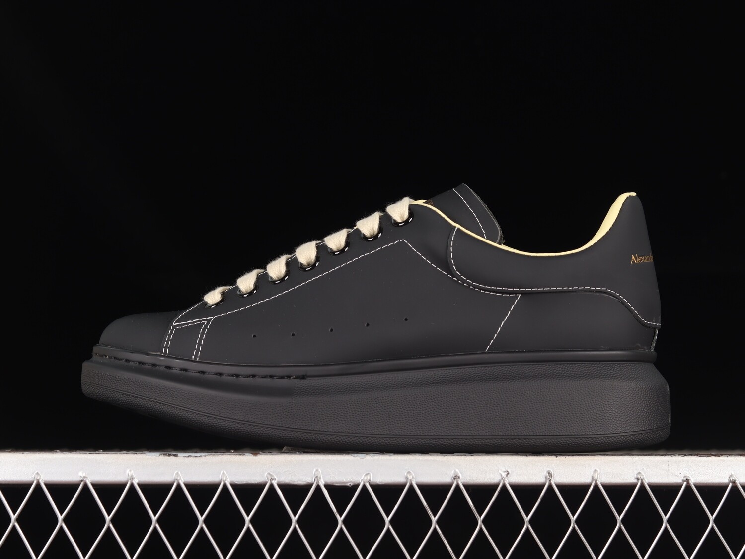 Alexander Mcqueen