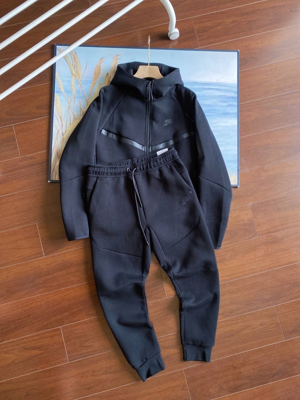 Nike Tech