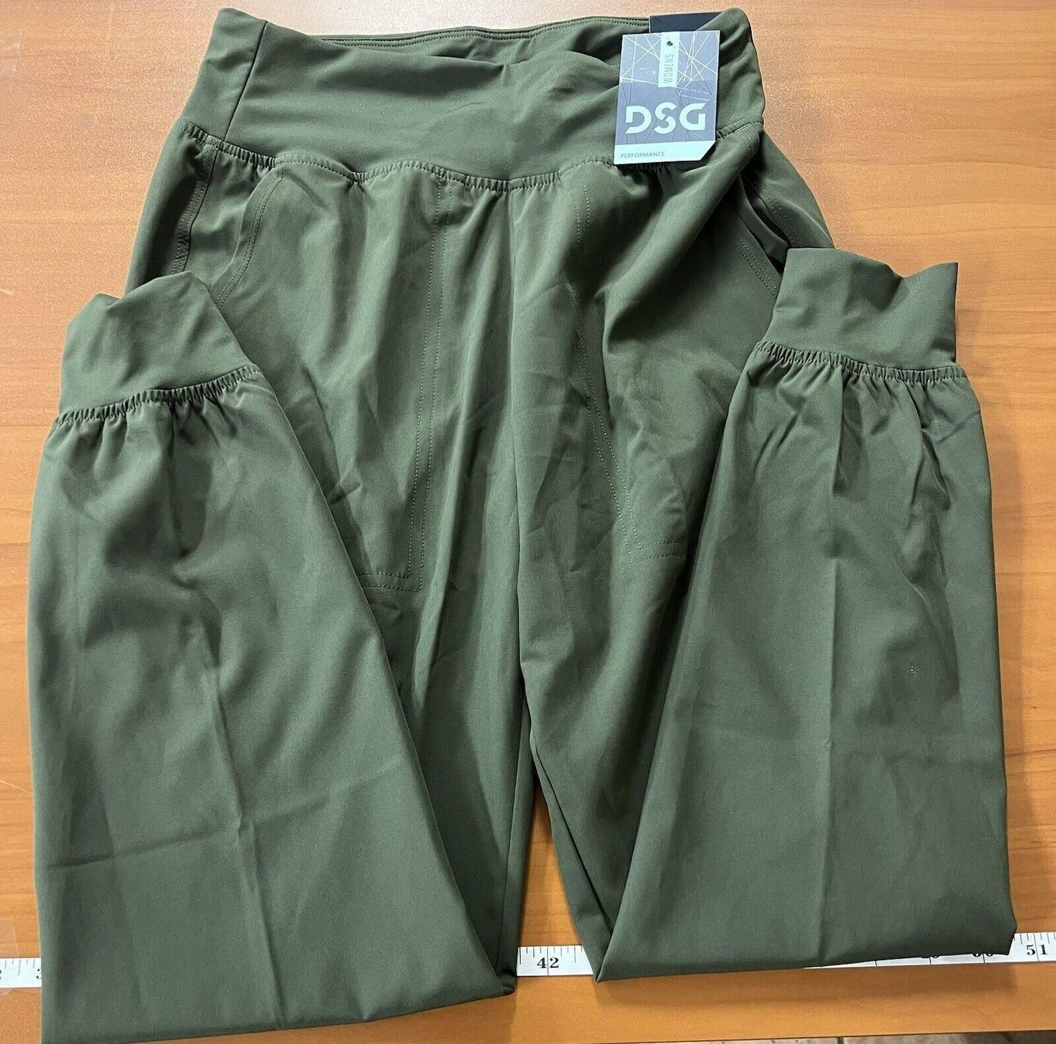 DSG Women&#39;s XS Inky Olive Mid-Rise Stride Jogger! F345. #102