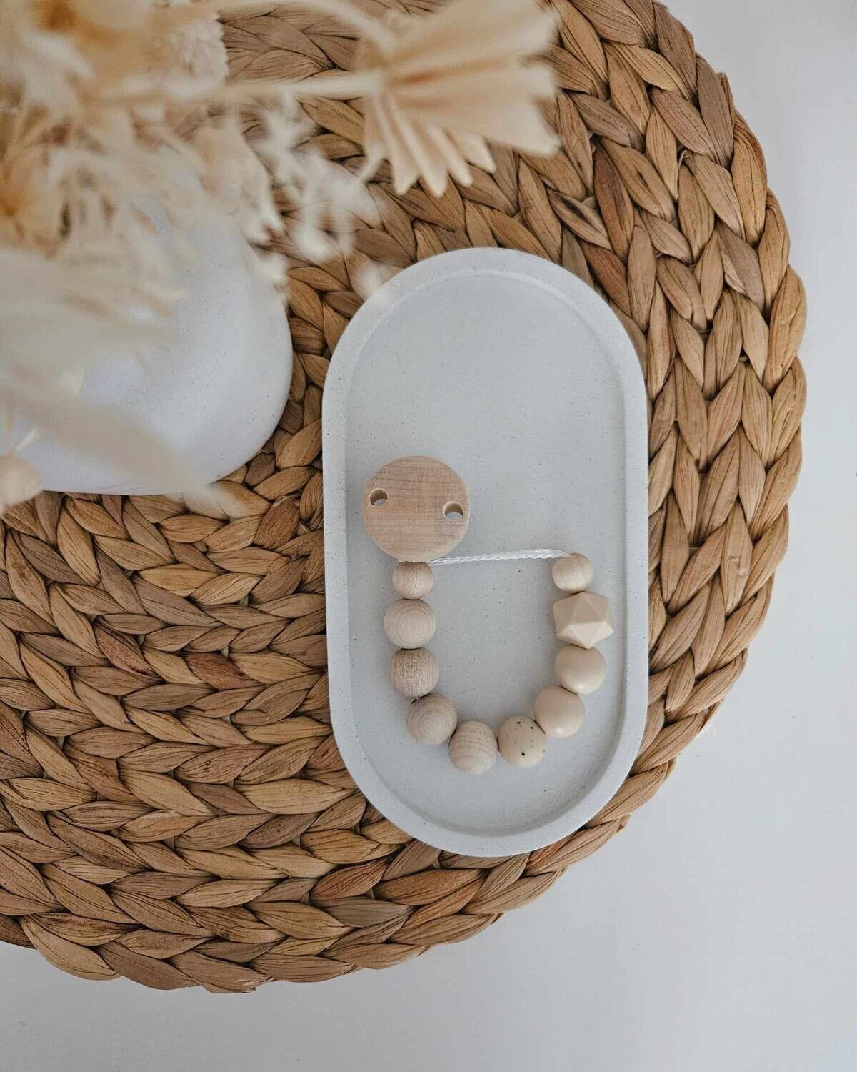 "Beige Love" Schnullerkette