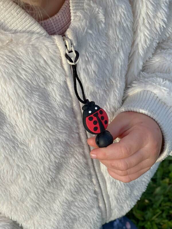 Marienkäfer Reißverschlussanhänger für Kinder Marienkäfer Reißverschlussanhänger für Kinder
