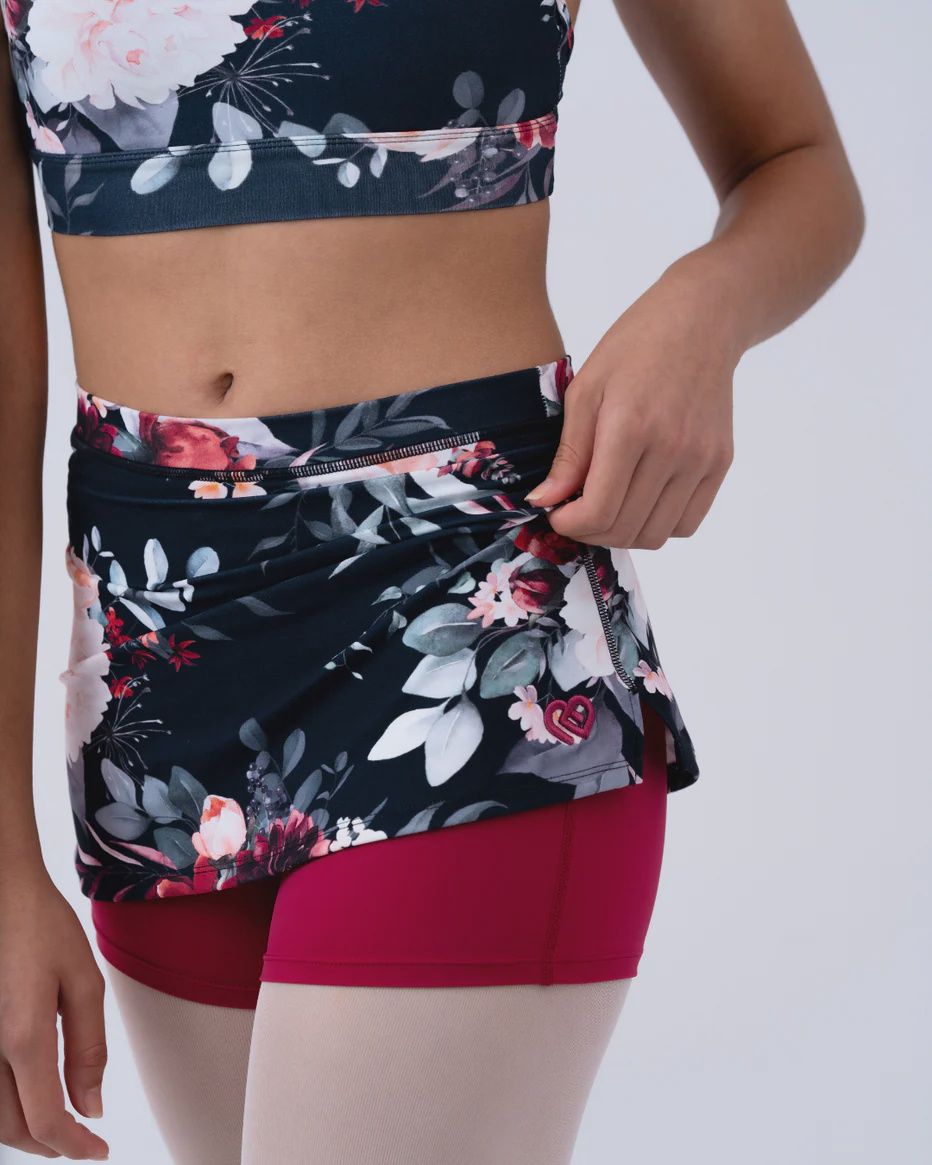 CDW Mistletoe Skort, Size: CHXL