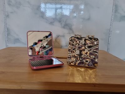 Compact Mirror - Metallic