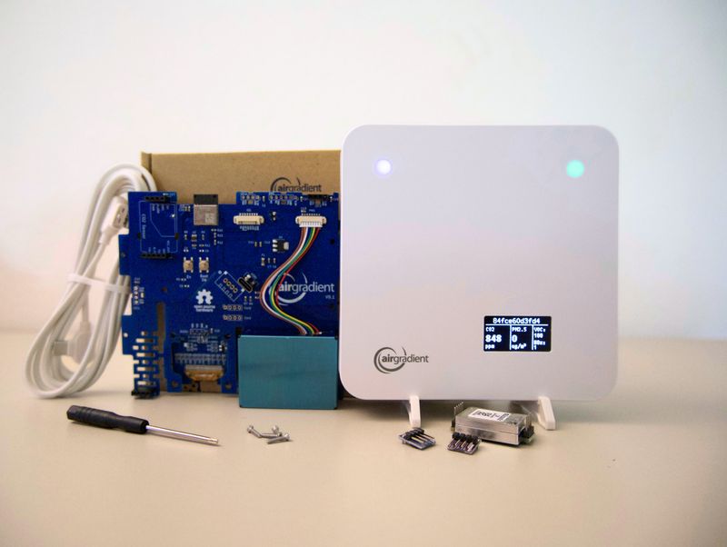 AirGradient ONE Indoor Monitor I-9PSL (Kit)