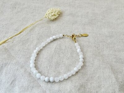 Gemstone bracelet - moonstone