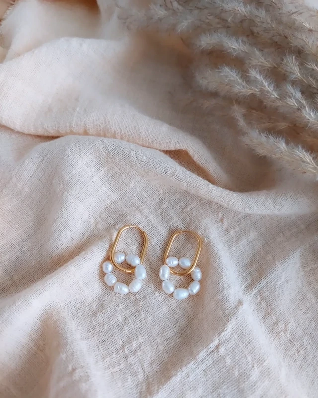 Summer pearl earrings
