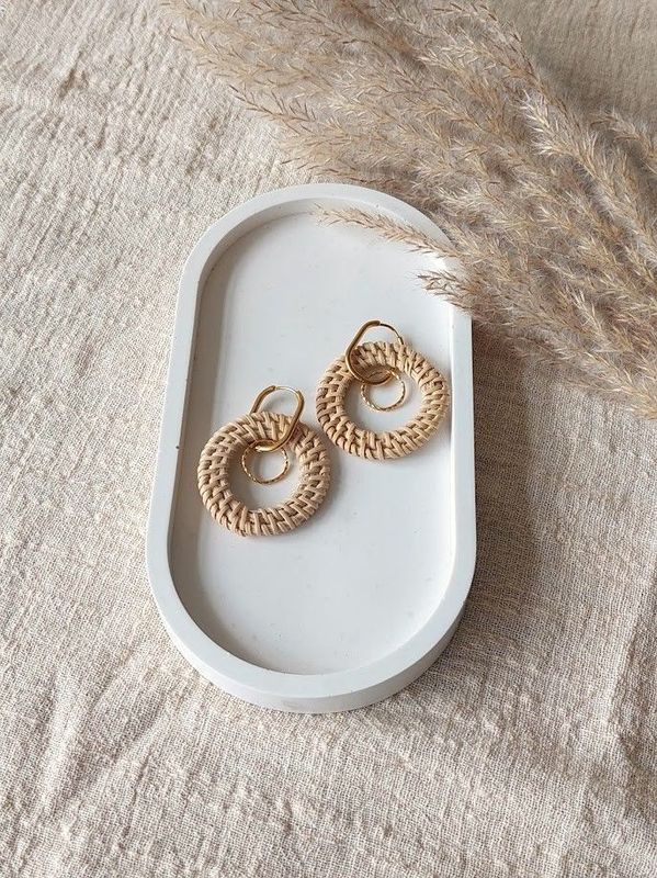 Statement rotan earrings