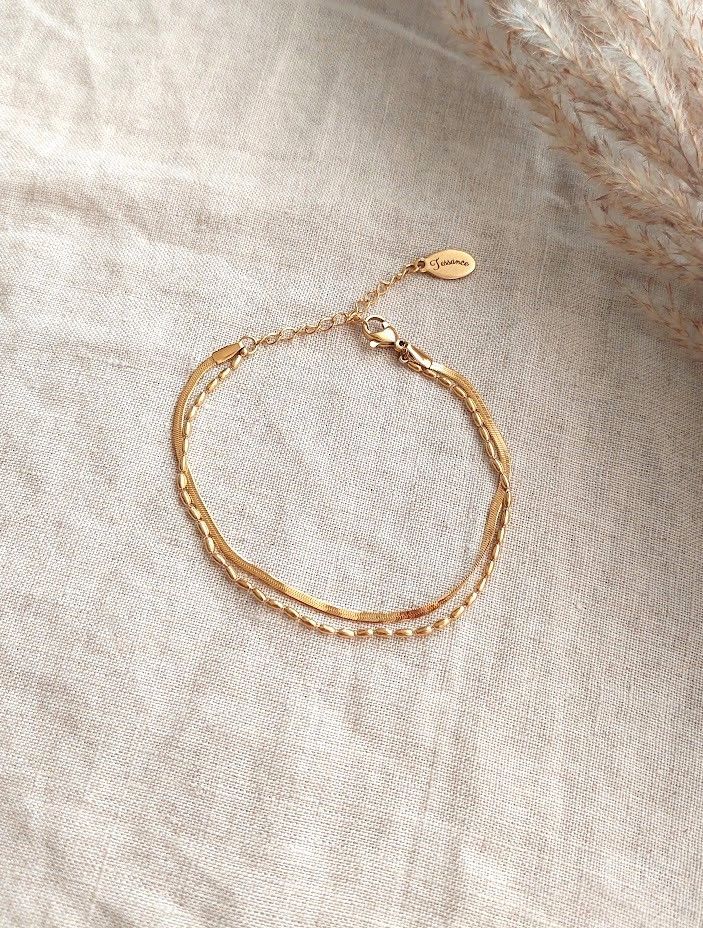 Double layer bracelet