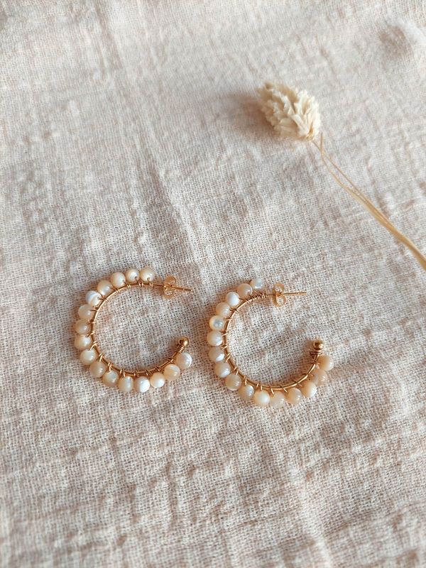 Isla shell earrings