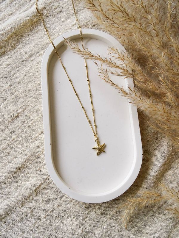 Small starfish necklace Small starfish necklace