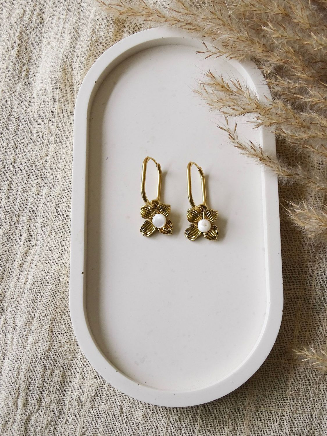Fleur earrings