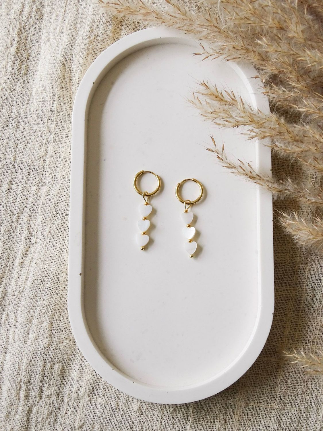 Naya earrings