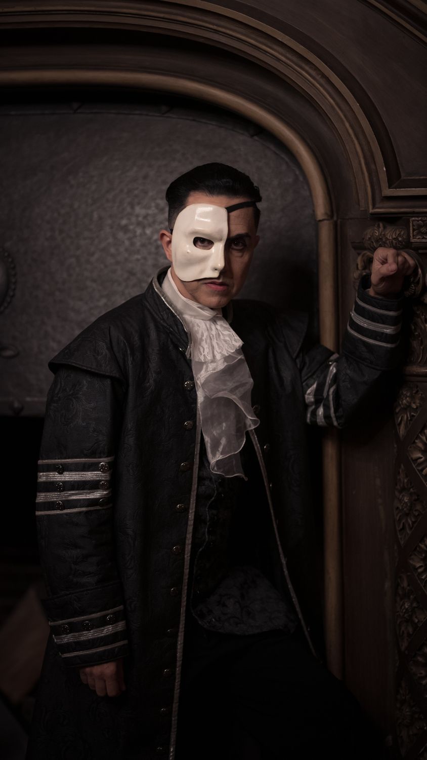 EL FANTASMA: COCKTAIL Y SHOW 20.09