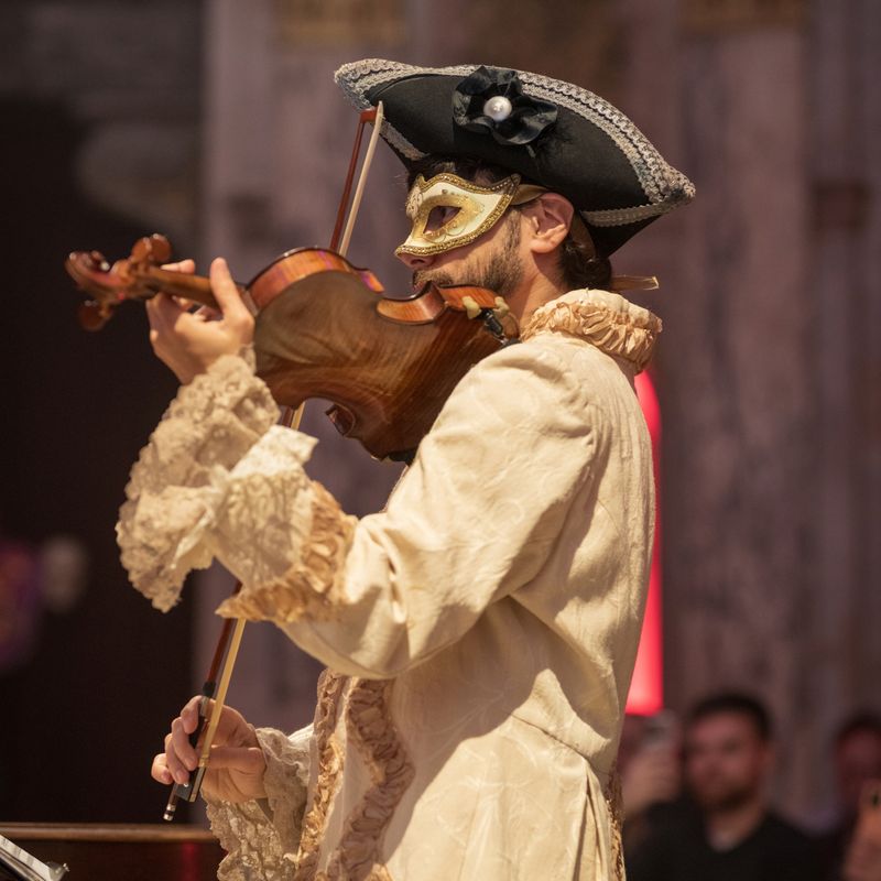 Gala Carnaval Veneciano: Cocktail & Show