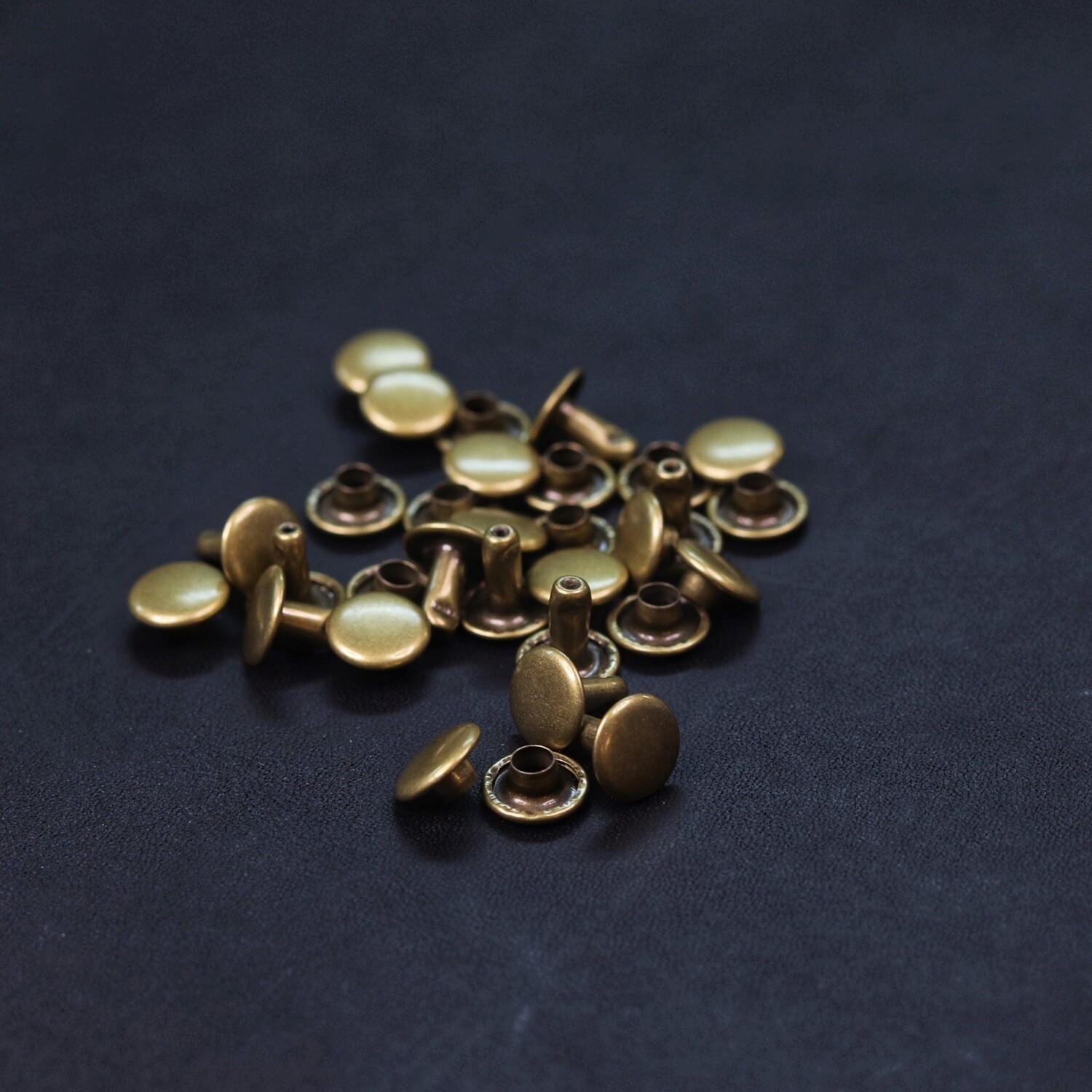 Double Cap Rivets - Brass 8mm (100pcs.)