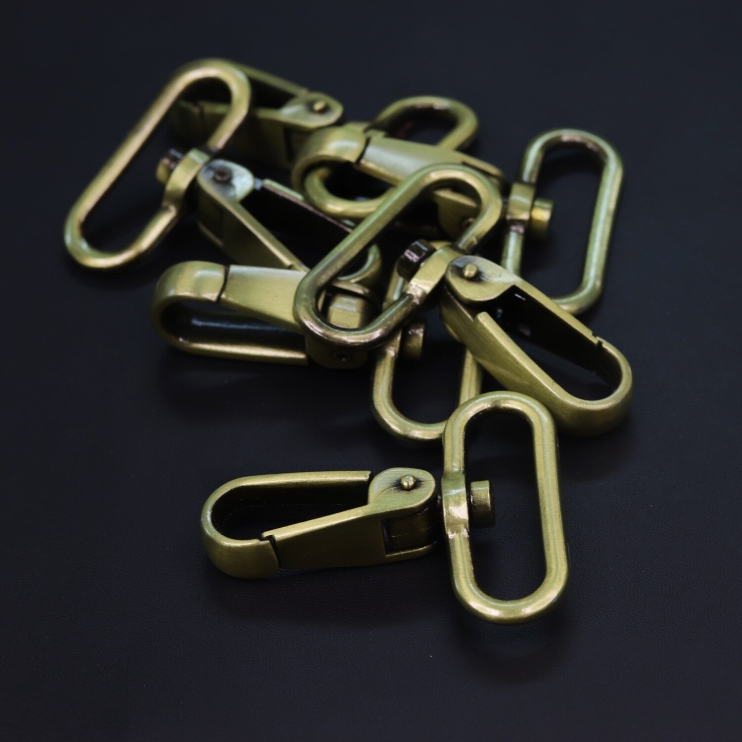 Snap Hook Clear Brass 40mm