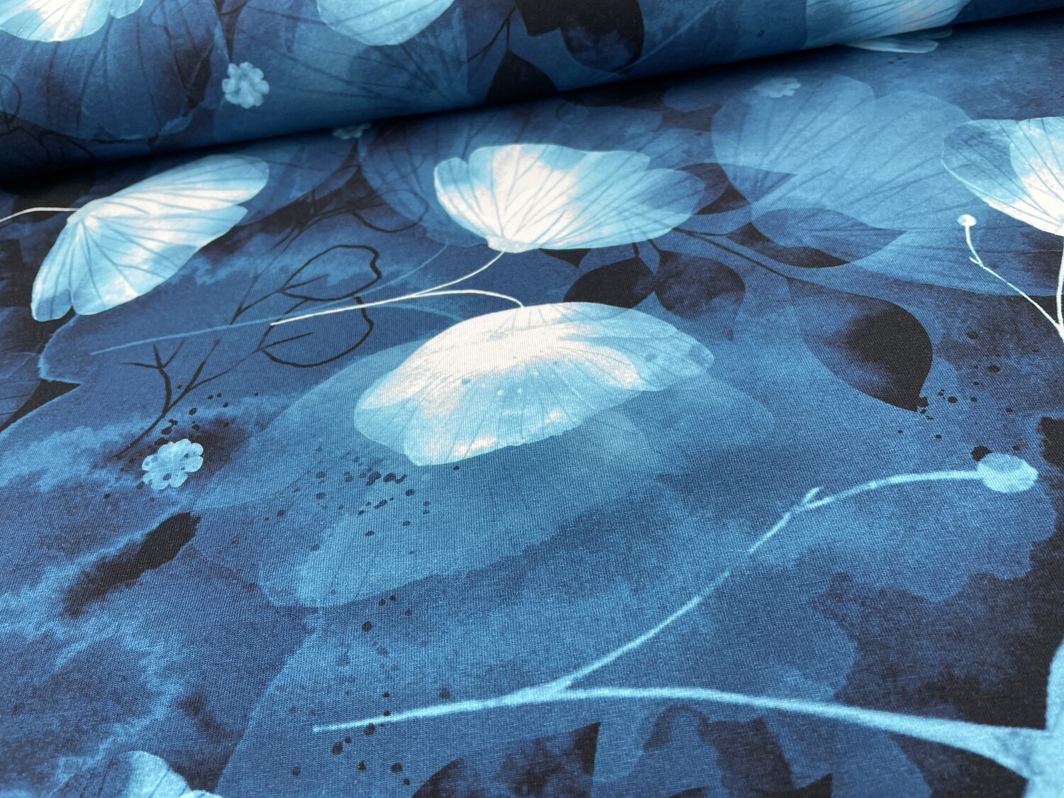 Premium Digitaldruck Jersey "Night Flowers" Blau