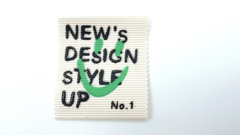 Rubber Patch "New´s design style up" Creme Schwarz Grün Label Aufnäher Etikett