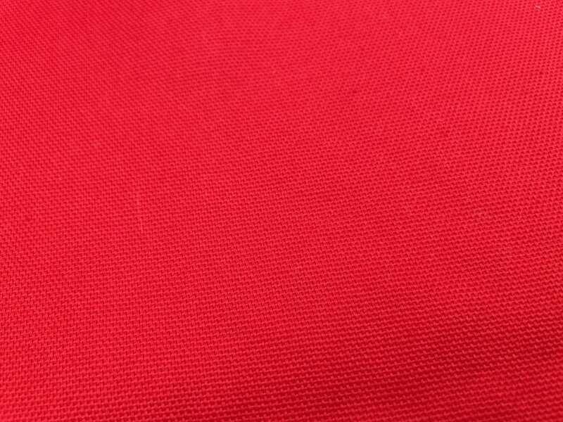 Reststück Baumwoll Canvas Rot Taschenstoff 60cm x 140cm Reststück Baumwoll Canvas Rot Taschenstoff 60cm x 140cm