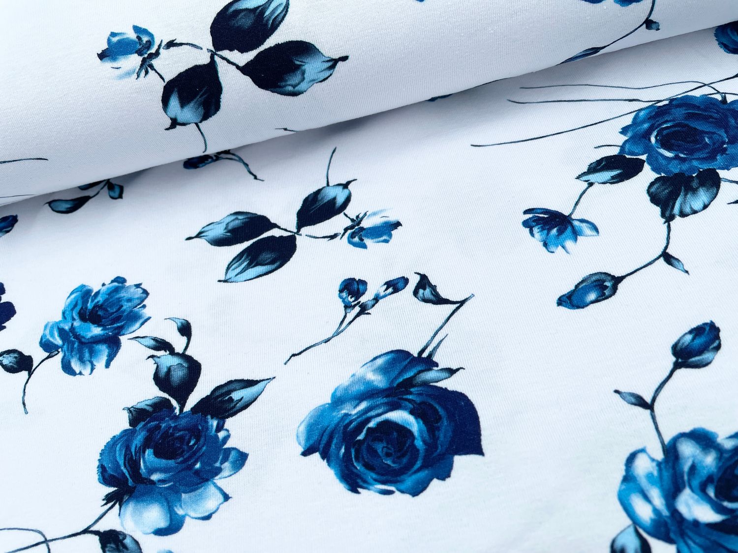 Digitaldruck Jersey "Blue Roses"