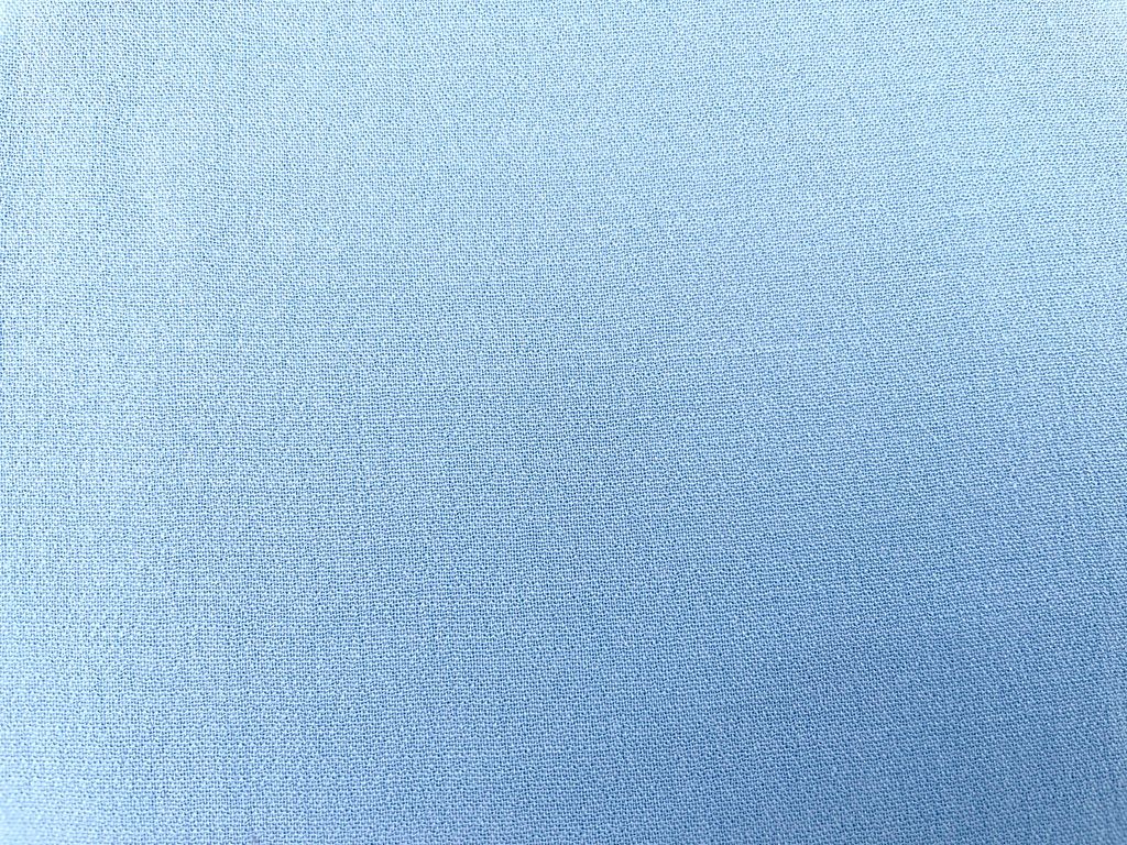 Reststück Viskose Krepp Hellblau  45 cm x 125 cm