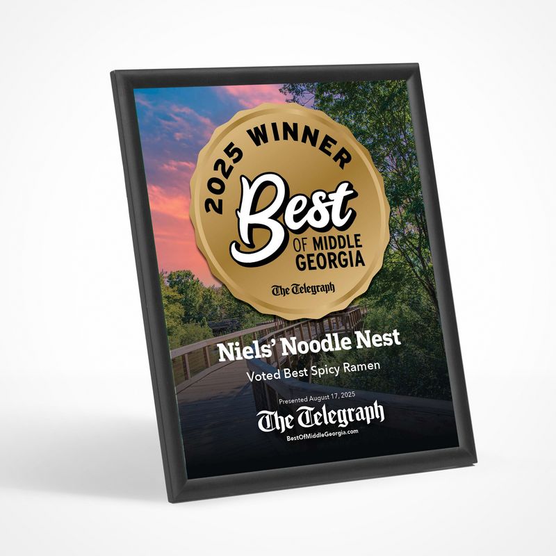 Winner&#39;s Modern Plaque