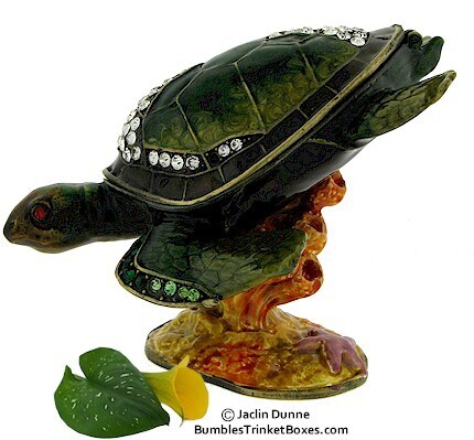 Sea Turtle Swimming Trinket Box