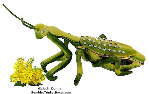 Green Praying Mantis Trinket Box