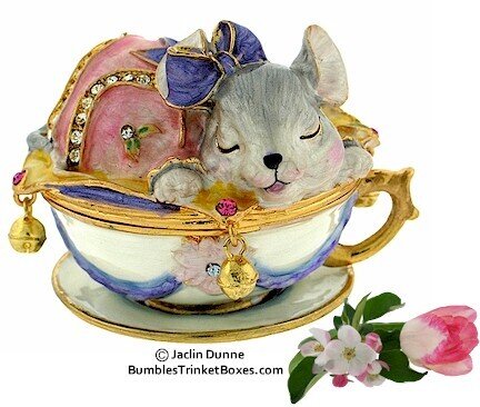 Animal Box- Mouse in Teacup