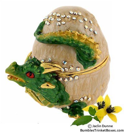 Hatching Dragon