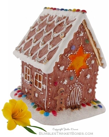 Christmas Gingerbread House