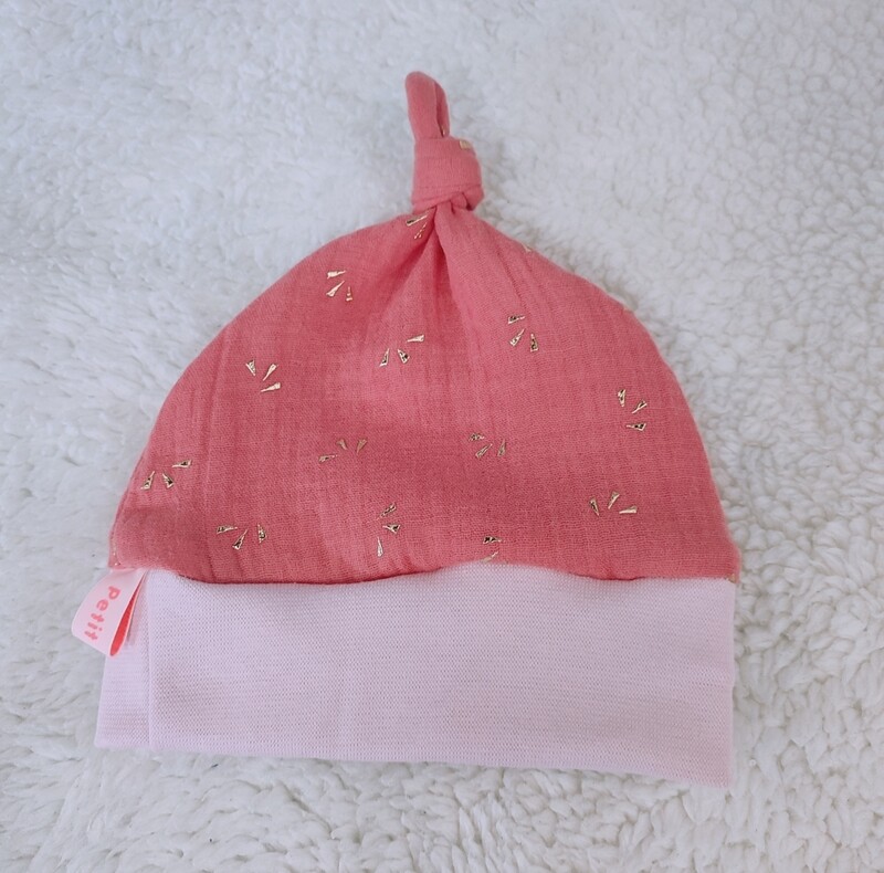 Bonnet de naissance