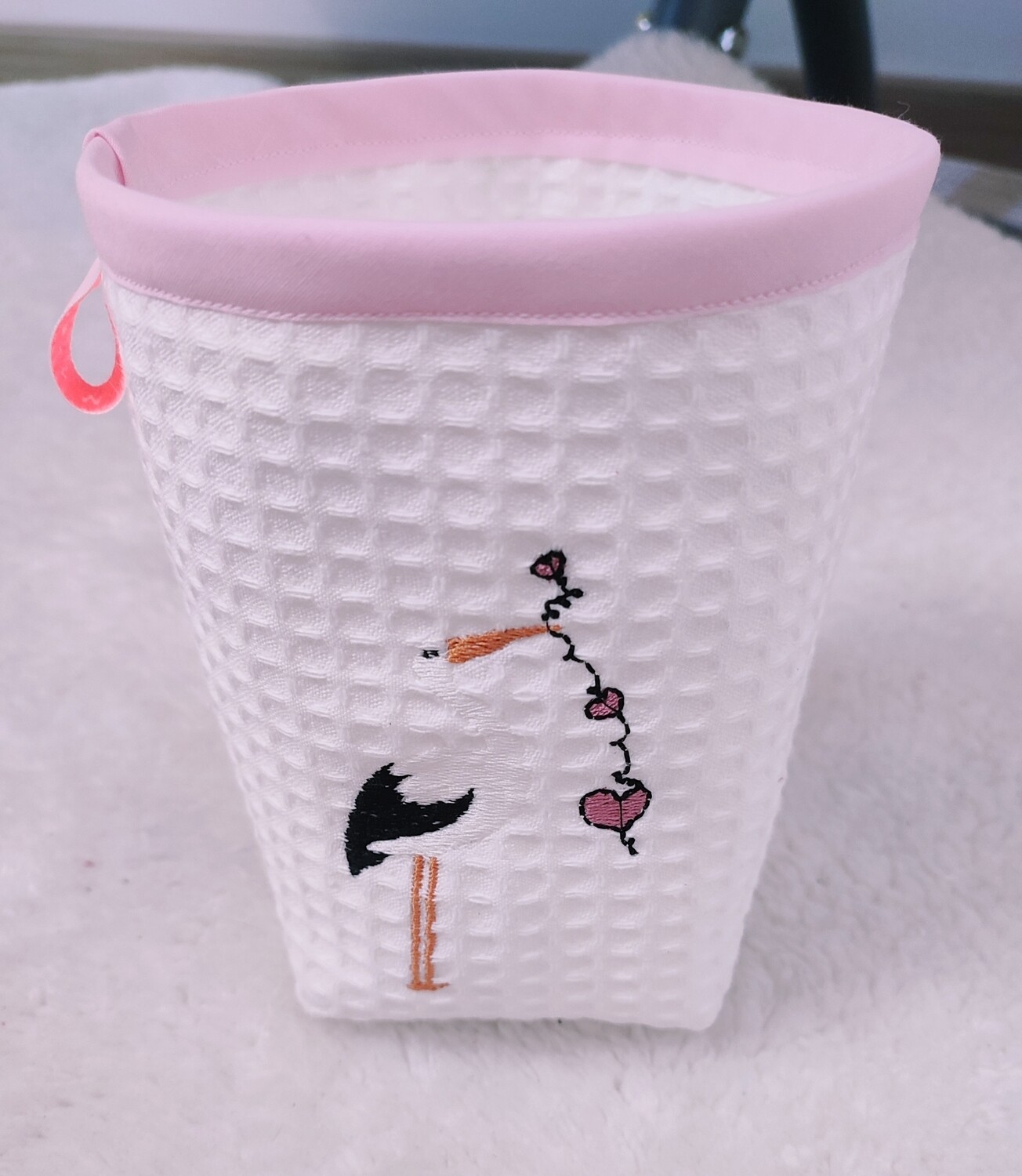 Panière à lingettes cigogne coeurs rose