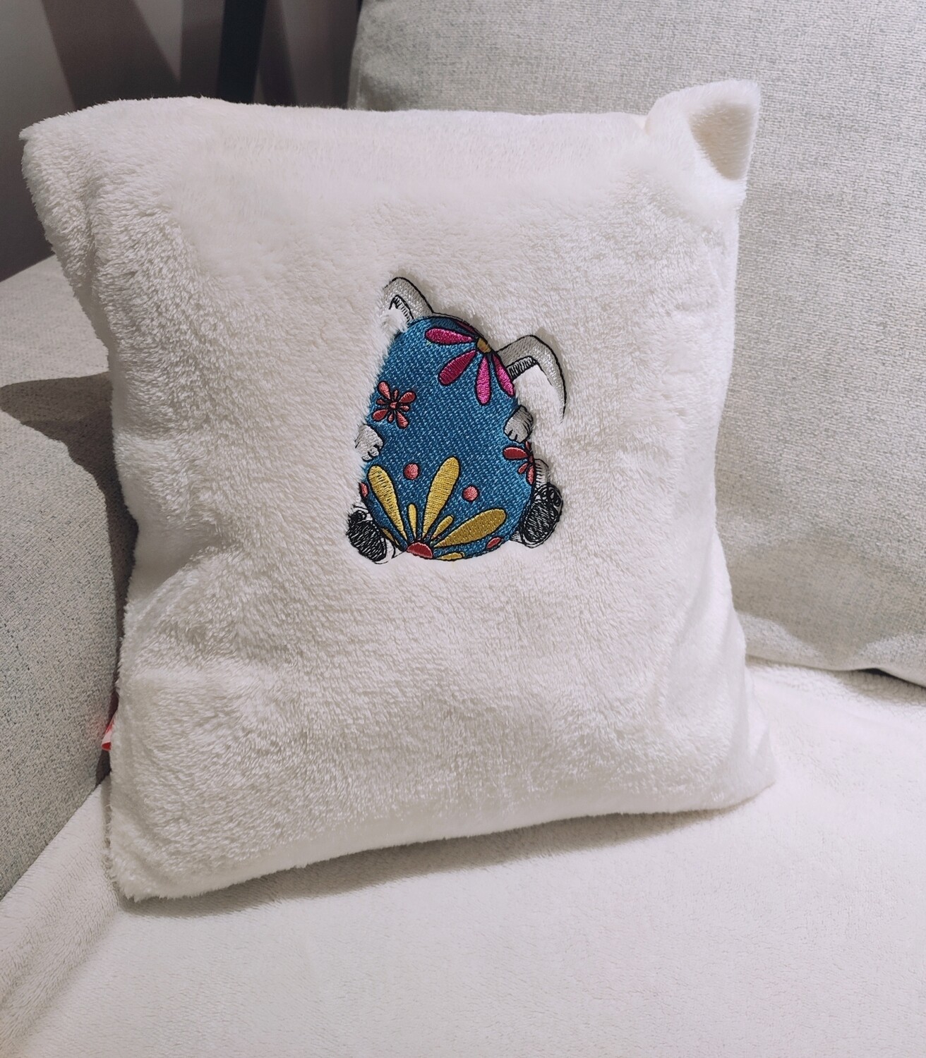 Coussin lapin de Pâques 