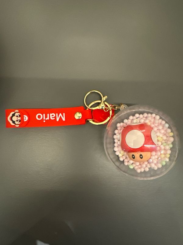 _Keychain Mario